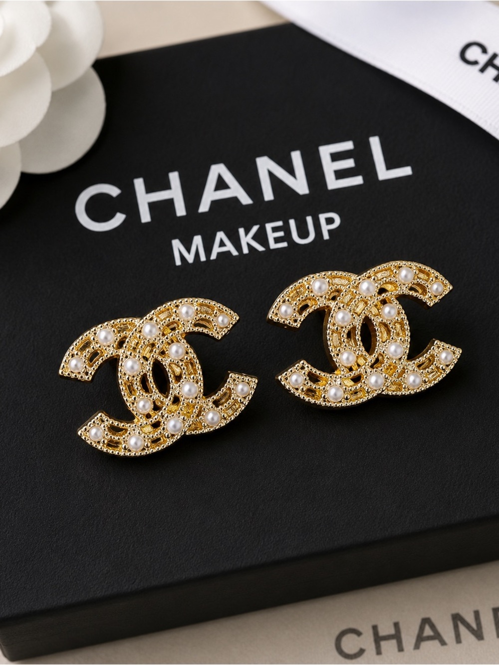 CHANEL Gold and Pearl CC Logo